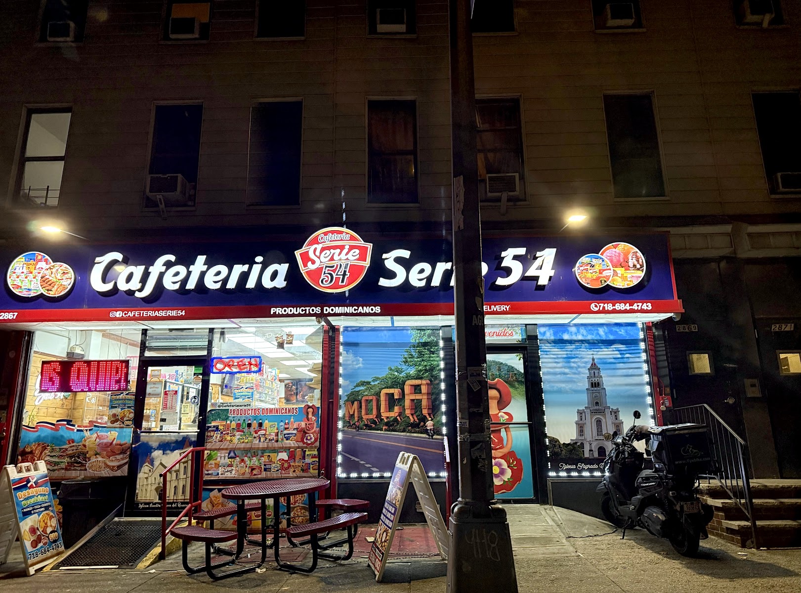 Cafeteria Serie 54 photo 1
